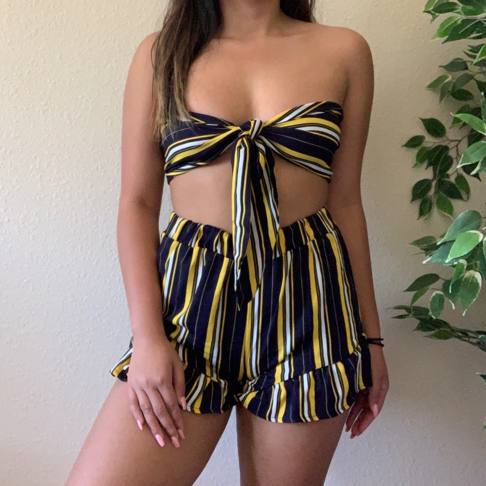 ROMWE Striped Shorts Set
